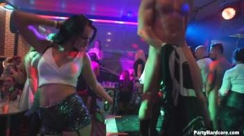 Party Hardcore Gone Crazy Vol. 35 Part 6 - Cam 4 Screencap 82 on www.sinx.com