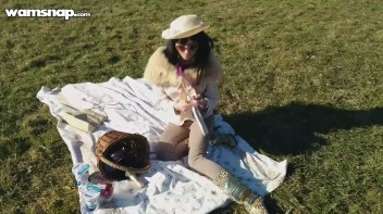 Fur Freak Makes A Mess Of Herself In Public Screencap 9 on www.sinx.com