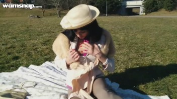 Fur Freak Makes A Mess Of Herself In Public Screencap 22 on www.sinx.com