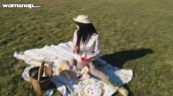 Fur Freak Makes A Mess Of Herself In Public Screencap 30 on www.sinx.com