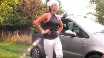 Kathy and Her Monkey Man Screencap 2 on www.sinx.com