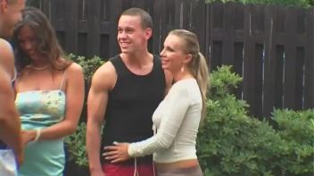 Going for it Like Rabbits! Screencap 16 on www.sinx.com