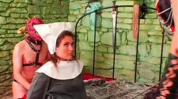 Tatiana Gets Brutalized In Hell Screencap 5 on www.sinx.com