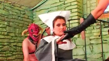 Tatiana Gets Brutalized In Hell Screencap 2 on www.sinx.com