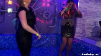 The CFNM Costume Ball Part 4 - Shower Cam Screencap 108 on www.sinx.com