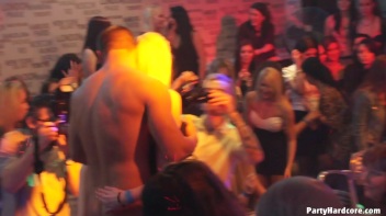 Party Hardcore Gone Crazy Vol. 9 Part 1 - Cam 3 Screencap 93 on www.sinx.com