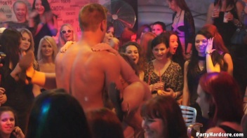 Party Hardcore Gone Crazy Vol. 9 Part 1 - Cam 3 Screencap 104 on www.sinx.com