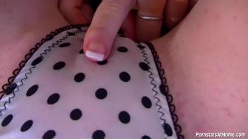 Dildo Deviants Love To 69 Screencap 58 on www.sinx.com