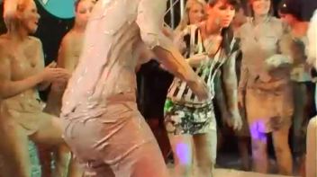 Two Tigresses Screencap 85 on www.sinx.com