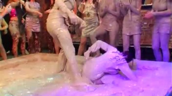 Two Tigresses Screencap 13 on www.sinx.com