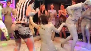 Two Tigresses Screencap 43 on www.sinx.com