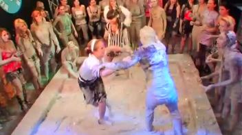 Two Tigresses Screencap 69 on www.sinx.com