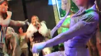 Two Tigresses Screencap 77 on www.sinx.com