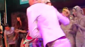 Two Tigresses Screencap 8 on www.sinx.com