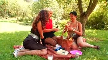 The Almighty Vibro-Fuck! Screencap 12 on www.sinx.com