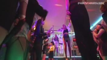 Party Hardcore Gone Crazy Vol. 27 Part 1 - Cam 1 Screencap 37 on www.sinx.com