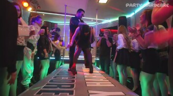 Party Hardcore Gone Crazy Vol. 27 Part 1 - Cam 1 Screencap 41 on www.sinx.com