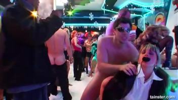 Pussy Blizzard Part 3 - Cam 2 Screencap 14 on www.sinx.com