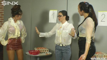 Sexy egg experts get into a sloppy foodfight Screencap 39 on www.sinx.com