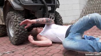 Receiving a cumshot on her pussy and clothes Screencap 101 on www.sinx.com