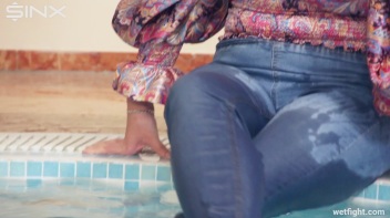 Cute Clothed Girls Fight In Swimming Pool Screencap 5 on www.sinx.com