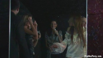 The V.I.P. Room P1 Screencap 12 on www.sinx.com