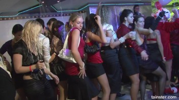 Welcome To The Mad House Part 6 - Cam 2 Screencap 97 on www.sinx.com