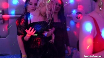 Holiday Hotties Part 6 - Shower Cam Screencap 50 on www.sinx.com