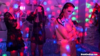 Holiday Hotties Part 6 - Shower Cam Screencap 76 on www.sinx.com
