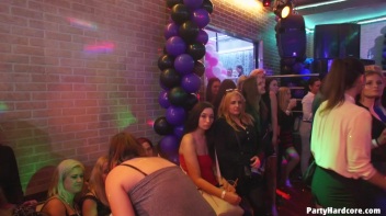 Party Hardcore Gone Crazy Vol. 38 Part 9 - Cam 1 Screencap 50 on www.sinx.com