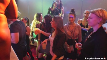 Party Hardcore Gone Crazy Vol. 38 Part 9 - Cam 1 Screencap 70 on www.sinx.com