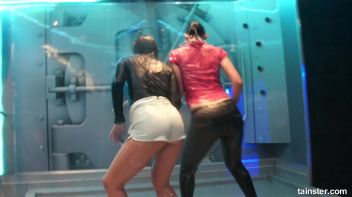 Dripping wet lesbian amateurs Screencap 11 on www.sinx.com