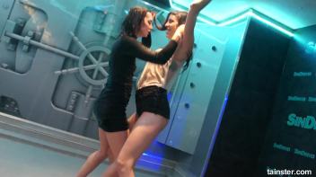 Dripping wet lesbian amateurs Screencap 33 on www.sinx.com