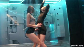 Dripping wet lesbian amateurs Screencap 35 on www.sinx.com