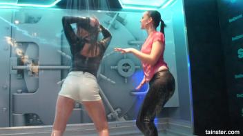 Dripping wet lesbian amateurs Screencap 6 on www.sinx.com
