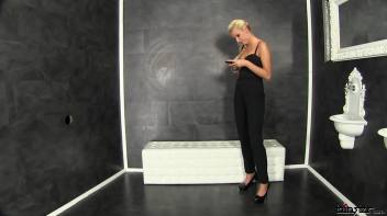 Messy Messages From The Other Side Of The Gloryhole Screencap 1 on www.sinx.com