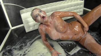 Messy Messages From The Other Side Of The Gloryhole Screencap 111 on www.sinx.com