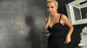 Messy Messages From The Other Side Of The Gloryhole Screencap 2 on www.sinx.com