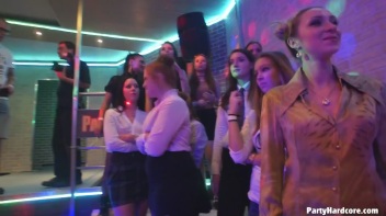 Party Hardcore Gone Crazy Vol. 31 Part 2 - Cam 3 Screencap 31 on www.sinx.com