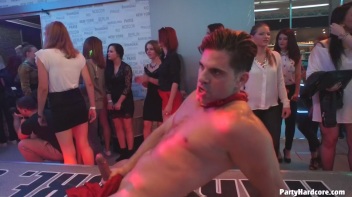Party Hardcore Gone Crazy Vol. 31 Part 2 - Cam 3 Screencap 34 on www.sinx.com