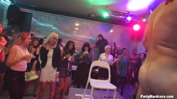 Party Hardcore Gone Crazy Vol. 31 Part 2 - Cam 3 Screencap 45 on www.sinx.com