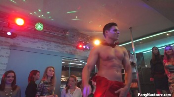 Party Hardcore Gone Crazy Vol. 31 Part 2 - Cam 3 Screencap 51 on www.sinx.com