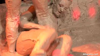 Goin' Hard In The Mud Pit Screencap 27 on www.sinx.com