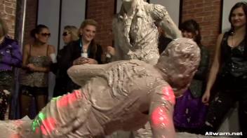 Goin' Hard In The Mud Pit Screencap 34 on www.sinx.com