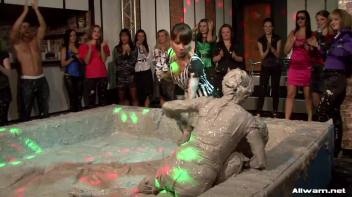 Goin' Hard In The Mud Pit Screencap 39 on www.sinx.com