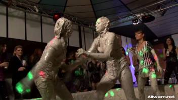 Goin' Hard In The Mud Pit Screencap 58 on www.sinx.com