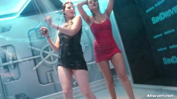 Wet Dancing For The Fans Screencap 87 on www.sinx.com
