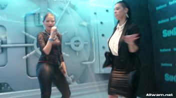 Wet Dancing For The Fans Screencap 12 on www.sinx.com