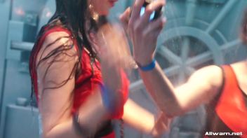 Wet Dancing For The Fans Screencap 19 on www.sinx.com