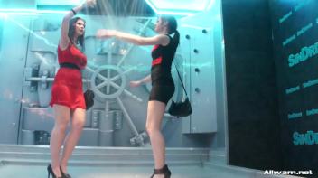 Wet Dancing For The Fans Screencap 24 on www.sinx.com